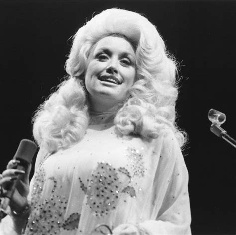 40 Rare Photos of Dolly Parton Through the Years